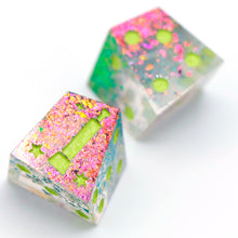 Load image into Gallery viewer, Enchantment - Chiral d6 Pair