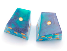 Load image into Gallery viewer, Suvi - Chiral d6 Pair