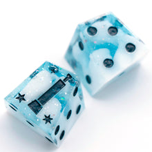 Load image into Gallery viewer, Flurries - Chiral d6 Pair
