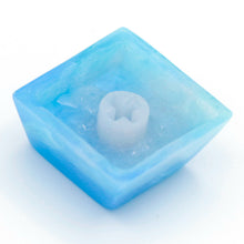 Load image into Gallery viewer, Icy Wind - Keycap (Esc)
