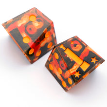 Load image into Gallery viewer, Meltdown - Chiral d6 Pair
