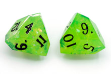 Load image into Gallery viewer, Ooze - Daggerheart d12 Pair
