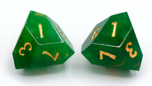 Load image into Gallery viewer, Shamrock - Daggerheart d12 Pair
