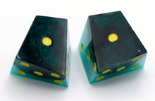 Load image into Gallery viewer, Tropical Night - Chiral d6 Pair
