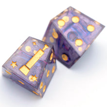 Load image into Gallery viewer, Wizard&#39;s Construct - Chiral d6 Pair
