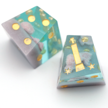 Load image into Gallery viewer, Day Dreams - Chiral d6 Pair
