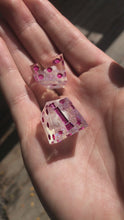 Load and play video in Gallery viewer, Sky Princess - Chiral d6 Pair
