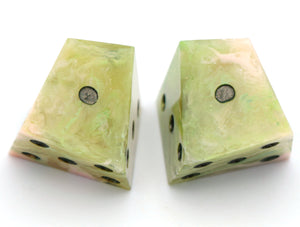 Fearne - Chiral d6 Pair