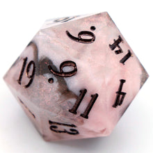 Load image into Gallery viewer, Rusty Rose - 23mm Oversized d20
